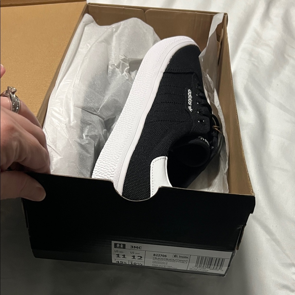Black and White Men's Sneakers Adidas 11